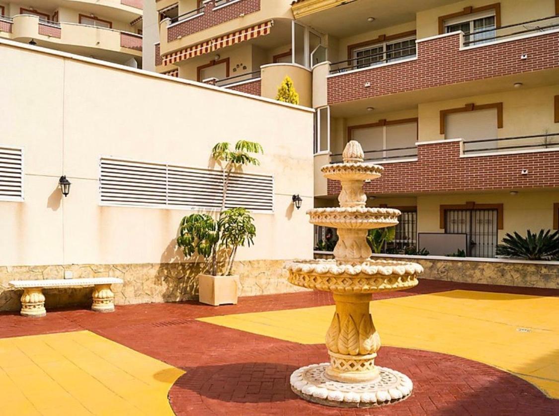 Apartamentos Torreon Del Mar Benalmadena Luaran gambar