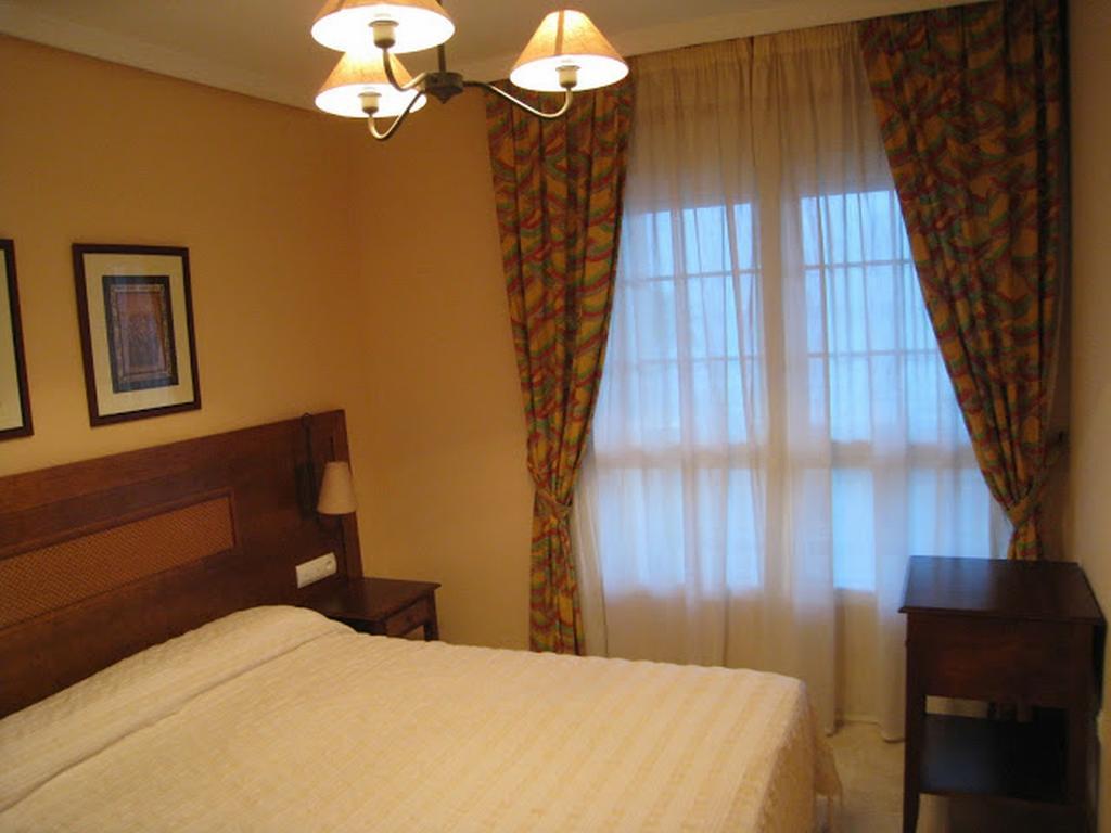 Apartamentos Torreon Del Mar Benalmadena Bilik gambar